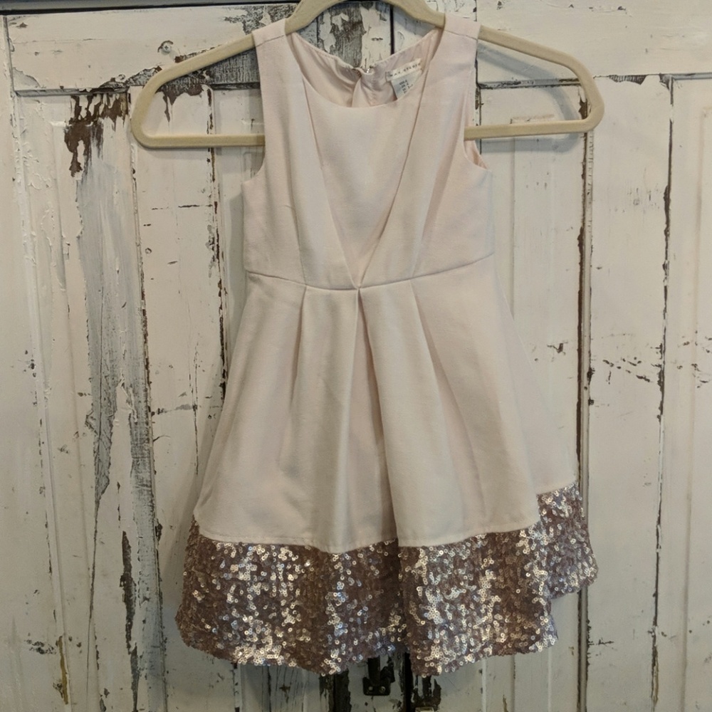 Girls max studio size 4 dress